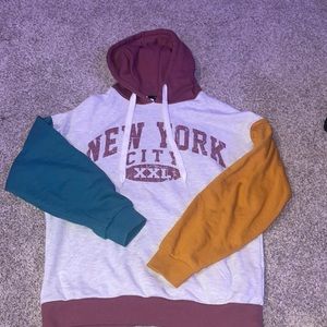 “NEW YORK CITY XXL” hoodie size small
